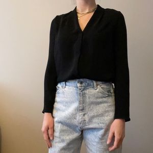 Aritzia babaton black tailored top